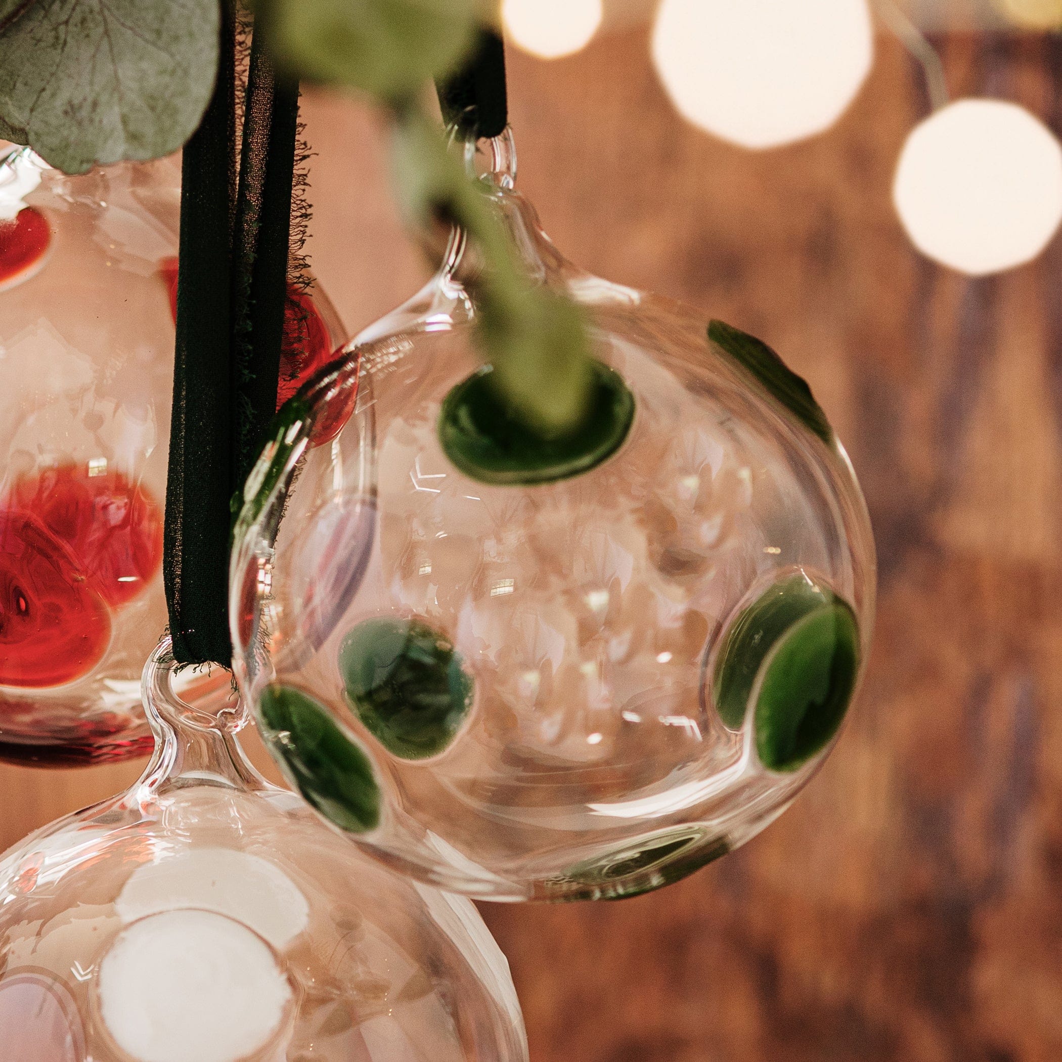 Drop Green Ornament